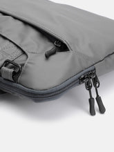 Load image into Gallery viewer, Unisex 15 Inch Laptop Bag With Detachable Sling Strap