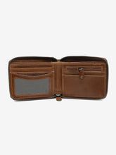 Load image into Gallery viewer, Teakwood Genuine Leather Accessory Gift Set