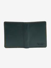 Load image into Gallery viewer, Teakwood Genuine Leather Accessory Gift Set