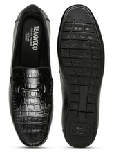 Load image into Gallery viewer, Men Black Textured Leather Loafers