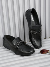 Load image into Gallery viewer, Men's Black Textured Leather Loafers