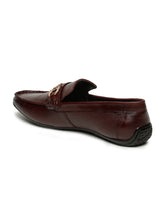Load image into Gallery viewer, Men's Leather Textured Horsebit Loafers