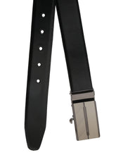 Load image into Gallery viewer, Men Reversible Leather Belt with classy buckle