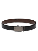 Load image into Gallery viewer, Men Reversible Leather Belt with classy buckle