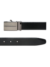 Load image into Gallery viewer, Men Reversible Leather Belt with classy buckle