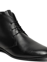 Load image into Gallery viewer, Men's Black Solid Leather Lace-up Chukka Boots