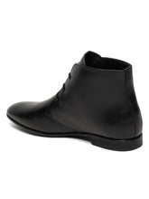 Load image into Gallery viewer, Men's Black Solid Leather Lace-up Chukka Boots