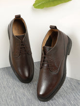 Load image into Gallery viewer, Men Brown Texture Leather Formal Shoes