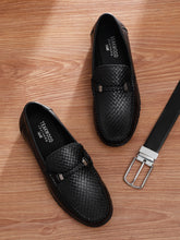 Load image into Gallery viewer, Men's Black Weave Pattern Leather 360 Loafers