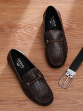 Load image into Gallery viewer, Men's Brown Weave Pattern Leather 360 Loafers