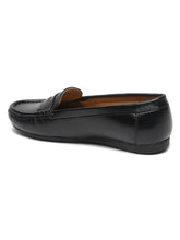 Load image into Gallery viewer, Teakwood Leathers Women Black Solid Slip-on Loafers