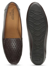 Load image into Gallery viewer, Women Printed Leather Slip-on Loafers