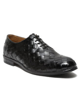 Load image into Gallery viewer, Men Black Leather Wave Oxford
