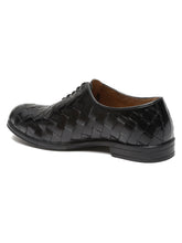 Load image into Gallery viewer, Men Black Leather Wave Oxford
