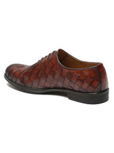 Load image into Gallery viewer, Men Brown Leather Wave Oxford