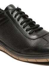 Load image into Gallery viewer, Men's Black Texture Leather Comfort Insole Sneakers