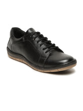 Load image into Gallery viewer, Men's Black Solid Leather Comfort Insole Sneakers