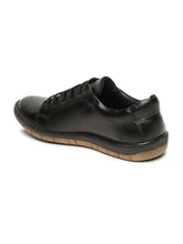 Load image into Gallery viewer, Men's Black Solid Leather Comfort Insole Sneakers