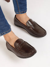 Load image into Gallery viewer, Men's Brown Solid Leather Loafers