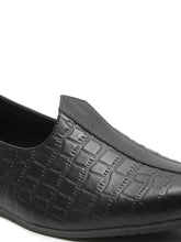 Load image into Gallery viewer, Teakwood Men Black Textured Leather Mojaris
