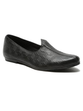 Load image into Gallery viewer, Teakwood Men Black Textured Leather Mojaris