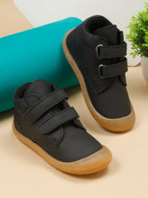 Load image into Gallery viewer, Kid's Black Leather With Velcro Closure Comfort Insole Sneakers