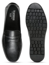 Load image into Gallery viewer, Men's Classic Textured Penny Loafers