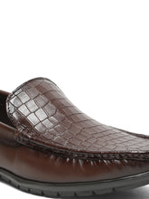 Load image into Gallery viewer, Men's Croc-Textured Loafers