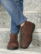 Load image into Gallery viewer, Men's Suede Leather Boots