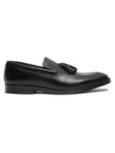 Load image into Gallery viewer, Teakwood Men Leather Black Tassel Loafers