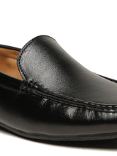 Load image into Gallery viewer, Men Black Solid Genuine Leather Formal Loafers