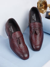 Load image into Gallery viewer, Teakwood Leather Men's Cherry Casual Loafers