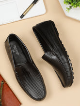Load image into Gallery viewer, Men's Black Texture Leather Flexi 360 Loafers