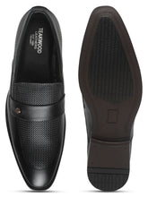 Load image into Gallery viewer, Men's Black Texture Leather Moccasins