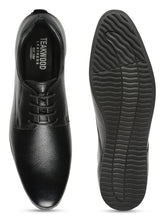 Load image into Gallery viewer, Teakwood Leathers Men Black Textured Leather Derbys