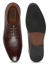 Load image into Gallery viewer, Teakwood Leathers Men Brown Textured Leather Derbys