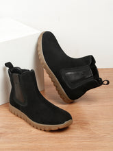Load image into Gallery viewer, Men’s Suede Chelsea Boots