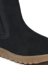 Load image into Gallery viewer, Men’s Suede Chelsea Boots