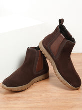Load image into Gallery viewer, Men’s Suede Chelsea Boots