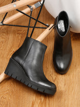 Load image into Gallery viewer, Teakwood Leathers Women Black Solid Leather Mid-top Wedges Boots