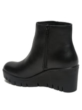 Load image into Gallery viewer, Teakwood Leathers Women Black Solid Leather Mid-top Wedges Boots
