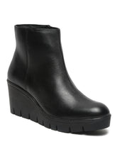 Load image into Gallery viewer, Teakwood Leathers Women Black Solid Leather Mid-top Wedges Boots