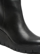 Load image into Gallery viewer, Teakwood Leathers Women Black Solid Leather Mid-top Wedges Boots
