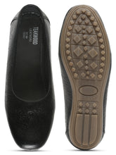 Load image into Gallery viewer, Women's Black Solid Leather Ballet Flat Shoes