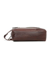Load image into Gallery viewer, Unisex Leather Travel Toiletry Kit