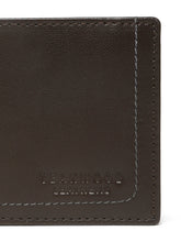 Load image into Gallery viewer, Men’s Sleek Matte Finish Bifold Brown Leather Wallet