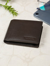 Load image into Gallery viewer, Men's solid Leather Two Fold Wallet