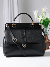 Load image into Gallery viewer, Teakwood Leathers Solid Structured Women Leather Handheld Bag
