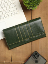 Load image into Gallery viewer, Teakwood Genuine Leather Green Color Wallet