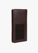 Load image into Gallery viewer, Teakwood Genuine Leathers Unisex Passport holder Solid Brown